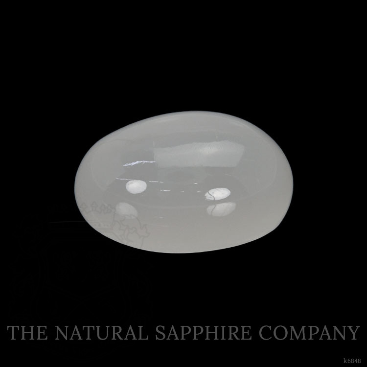 8.92 Ct. Cabochon Moonstone from Ceylon (Sri Lanka)