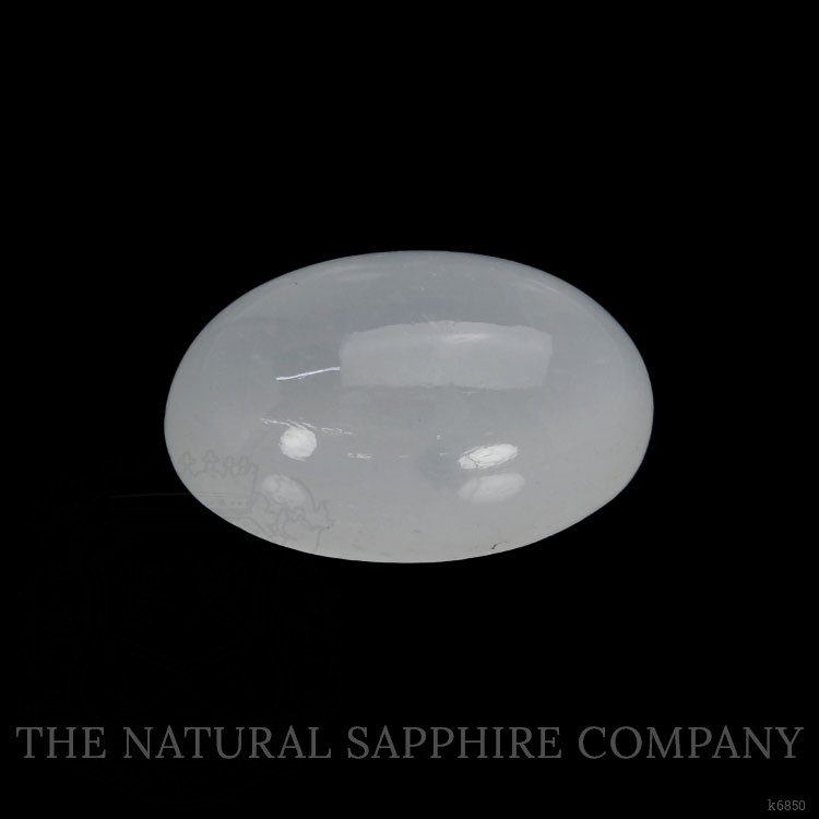 9.28 Ct. Cabochon Moonstone from Ceylon (Sri Lanka)
