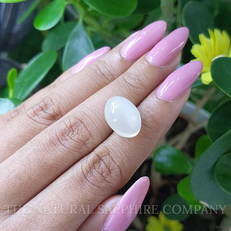 10.29 Ct. Cabochon Moonstone from Ceylon (Sri Lanka)