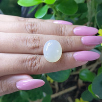 14.60 Ct. Cabochon Moonstone from Ceylon (Sri Lanka) Life Style