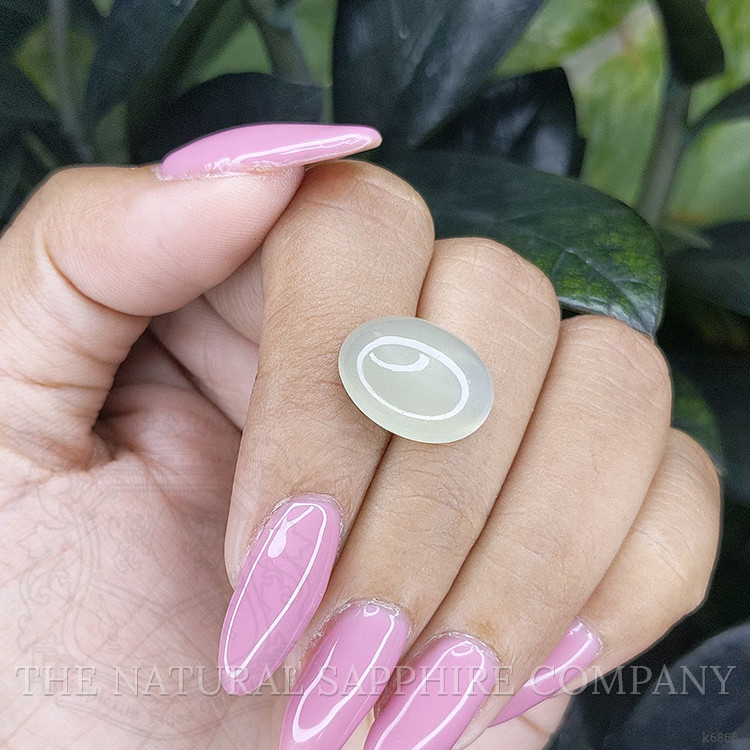 8.80 Ct. Cabochon Moonstone from Ceylon (Sri Lanka)