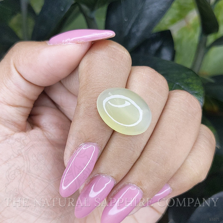 14.20 Ct. Cabochon Moonstone from Ceylon (Sri Lanka)