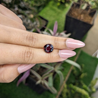 5.05 Ct. Rhodolite Garnet from Tanzania Life Style