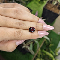 5.05 Ct. Rhodolite Garnet from Tanzania Life Style