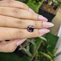 5.35 Ct. Rhodolite Garnet from Tanzania Life Style