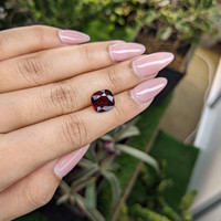 5.35 Ct. Rhodolite Garnet from Tanzania Life Style