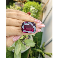 81.52 Ct. Garnet from Madagascar Life Style