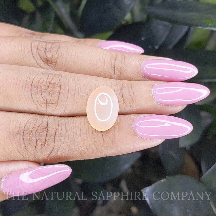 9.19 Ct. Cabochon Moonstone from Ceylon (Sri Lanka)