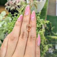 4.53 Ct. Hessonite Garnet from Ceylon (Sri Lanka) Life Style