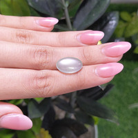 7.86 Ct. Cabochon Moonstone from Ceylon (Sri Lanka) Life Style