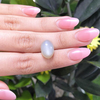 9.09 Ct. Cabochon Moonstone from Ceylon (Sri Lanka) Life Style