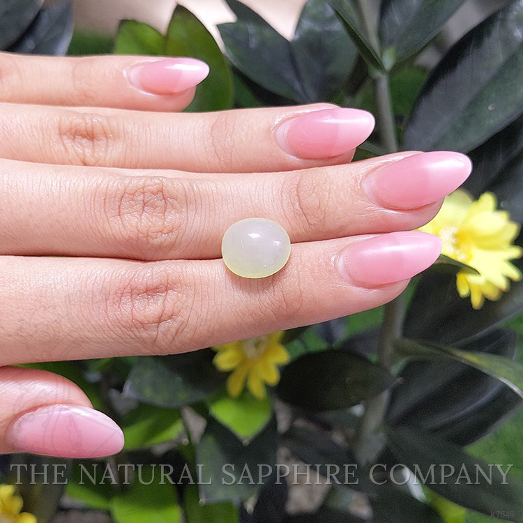 7.48 Ct. Cabochon Moonstone from Ceylon (Sri Lanka)