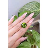 13.92 Ct. Peridot from Pakistan Life Style