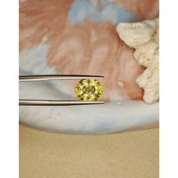 4.64 Ct. Zircon from Ceylon (Sri Lanka) Life Style