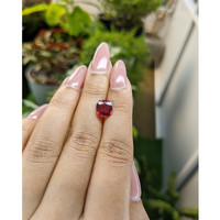 2.32 Ct. Rhodolite Garnet from Ceylon (Sri Lanka) Life Style