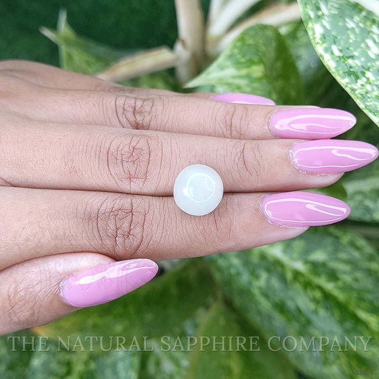 8.01 Ct. Cabochon Moonstone from Ceylon (Sri Lanka)