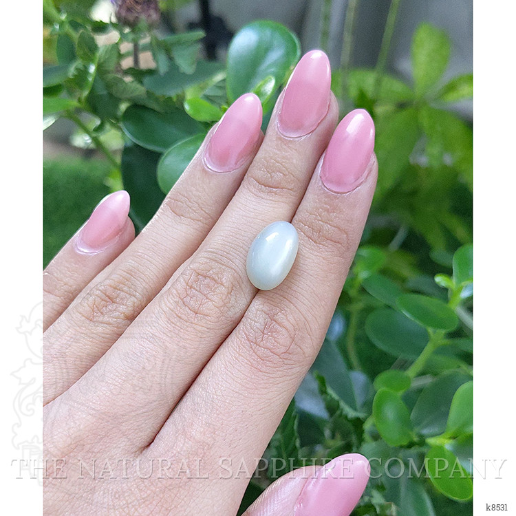 8.31 Ct. Cabochon Moonstone from Ceylon (Sri Lanka)