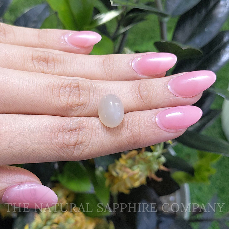 10.67 Ct. Cabochon Moonstone from Ceylon (Sri Lanka)