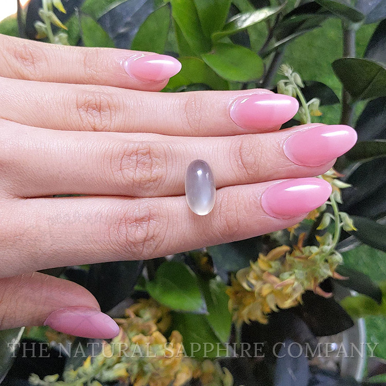 9.38 Ct. Cabochon Moonstone from Ceylon (Sri Lanka)