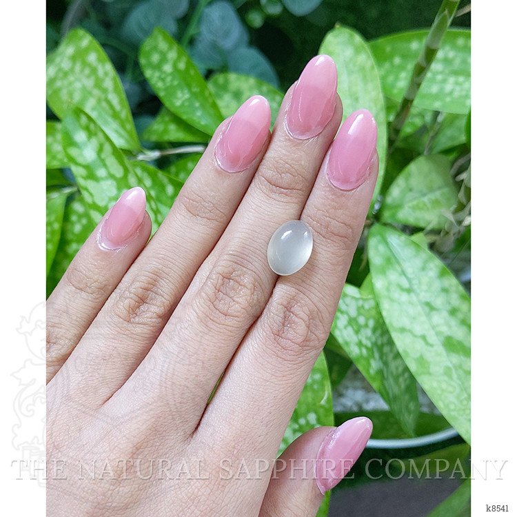 5.25 Ct. Cabochon Moonstone from Ceylon (Sri Lanka)