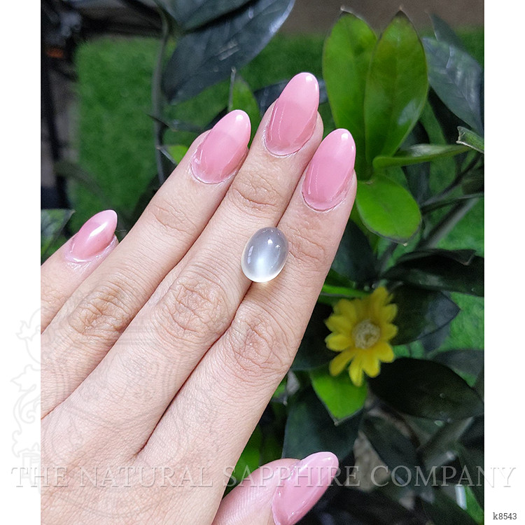 8.69 Ct. Cabochon Moonstone from Ceylon (Sri Lanka)