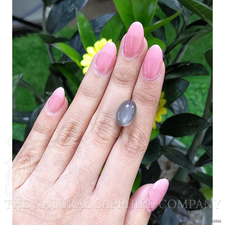 8.78 Ct. Cabochon Moonstone from Ceylon (Sri Lanka)