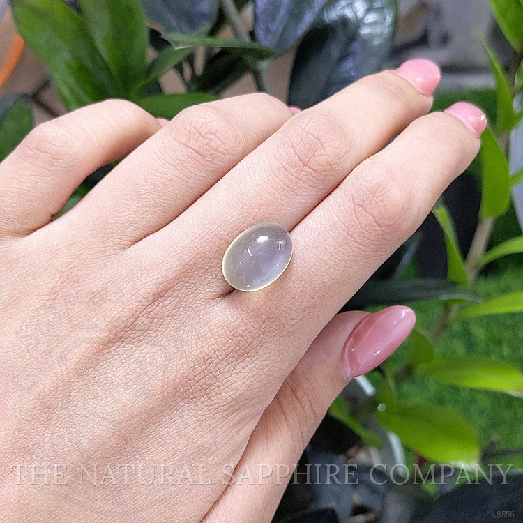 9.46 Ct. Cabochon Moonstone from Ceylon (Sri Lanka)