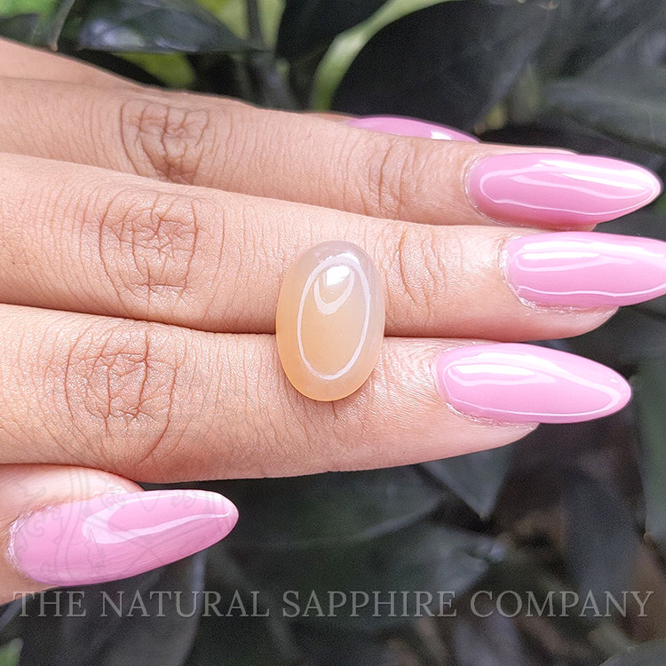 9.12 Ct. Cabochon Moonstone from Ceylon (Sri Lanka)