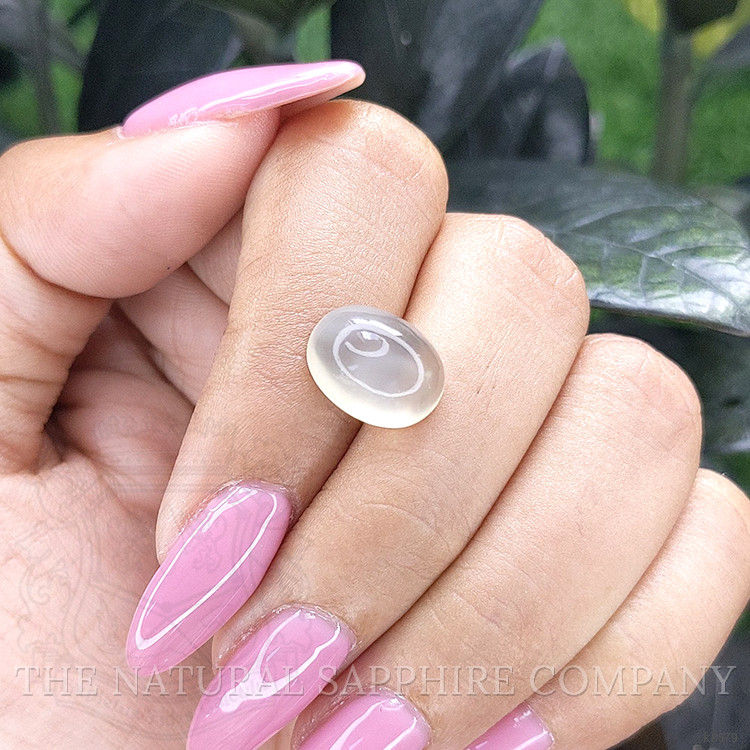 5.61 Ct. Cabochon Moonstone from Ceylon (Sri Lanka)