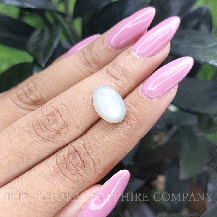6.19 Ct. Cabochon Moonstone from Ceylon (Sri Lanka)