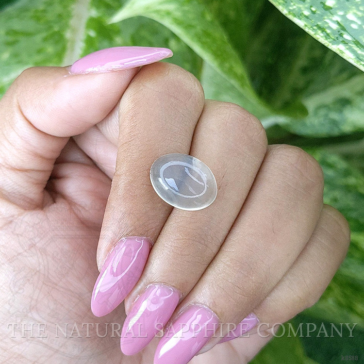 7.47 Ct. Cabochon Moonstone from Ceylon (Sri Lanka)