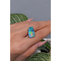 8.90 Ct. Boulder Opal from Australia Life Style