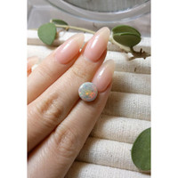 1.84 Ct. White Opal from Australia Life Style