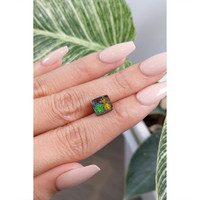 2.73 Ct. Boulder Opal from Australia Life Style