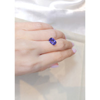 2.85 Ct. Tanzanite from Tanzania Life Style