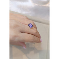 4.22 Ct. Tanzanite from Tanzania Life Style