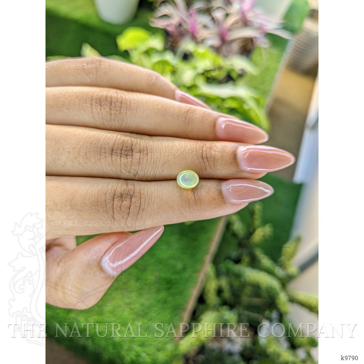 1.75 Ct. Cabochon Chrysoberyl from Ceylon (Sri Lanka)