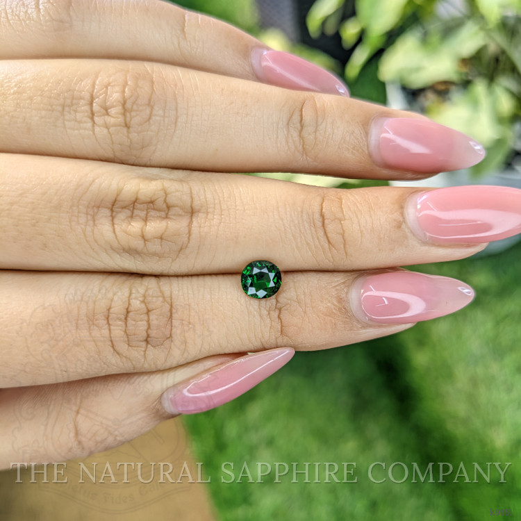 0.90 Ct. Tsavorite Garnet from Tanzania