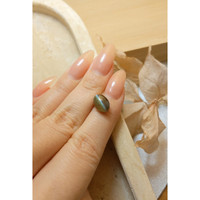 5.02 Ct. Cabochon Chrysoberyl from Ceylon (Sri Lanka) Life Style