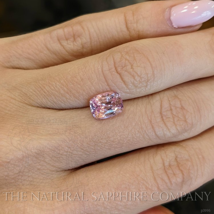 2.73 Ct. Pink Sapphire from Ceylon (Sri Lanka)