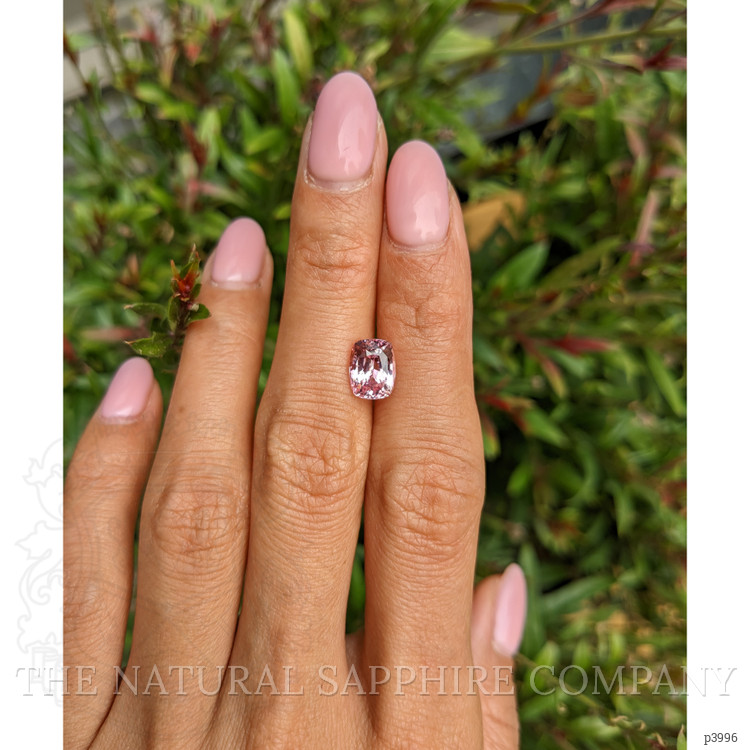 2.73 Ct. Pink Sapphire from Ceylon (Sri Lanka)