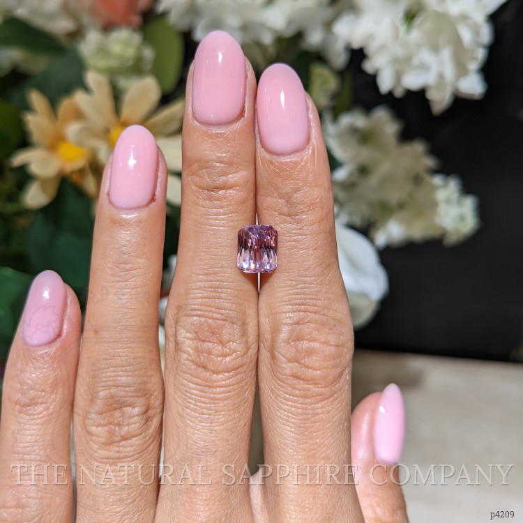 3.06 Ct. Purplish Pink Sapphire from Ceylon (Sri Lanka)
