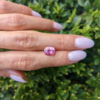 2.82 Ct. Pink Sapphire from Ceylon (Sri Lanka) Life Style