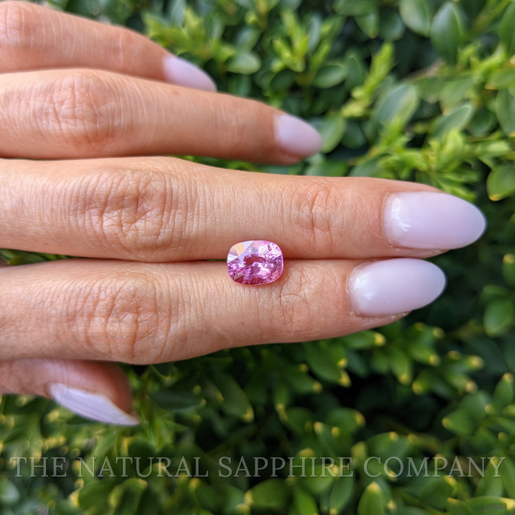 2.82 Ct. Pink Sapphire from Ceylon (Sri Lanka)