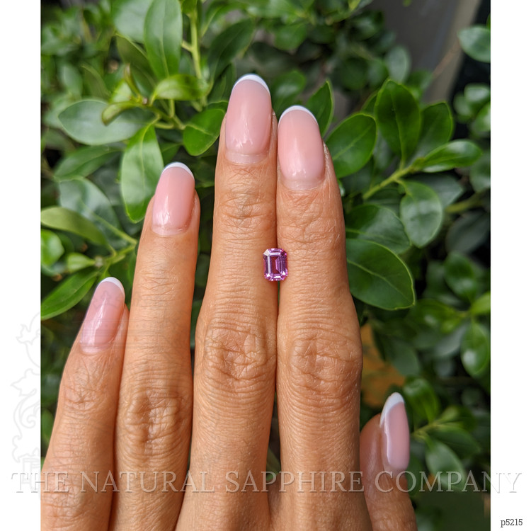 0.97 Ct. Pink Sapphire from Ceylon (Sri Lanka)