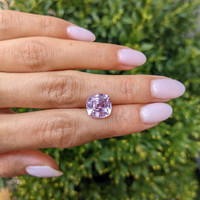 6.64 Ct. Pink Sapphire from Ceylon (Sri Lanka) Life Style