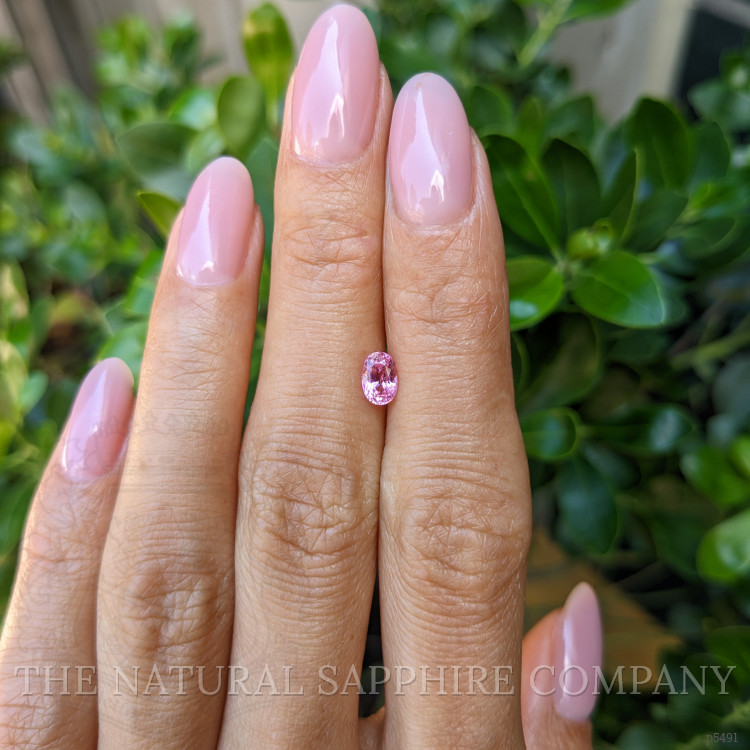 0.76 Ct. Pink Sapphire from Ceylon (Sri Lanka)