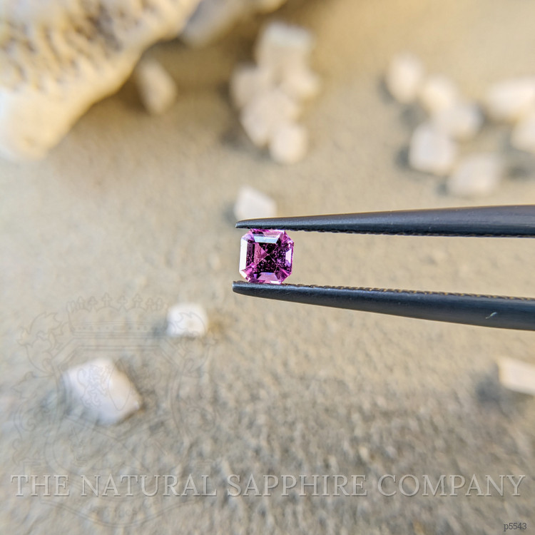 0.25 Ct. Pink Sapphire from Ceylon (Sri Lanka)