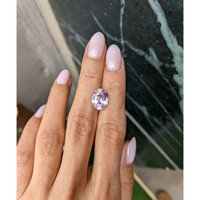 4.96 Ct. Purplish Pink Sapphire from Ceylon (Sri Lanka) Life Style