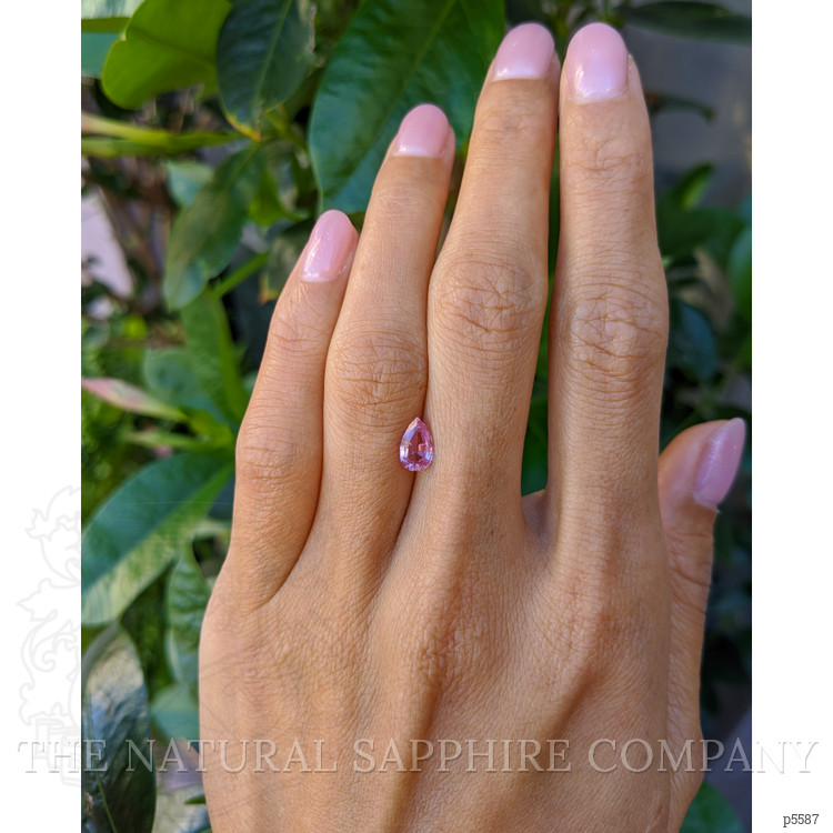 1.02 Ct. Pink Sapphire from Ceylon (Sri Lanka)